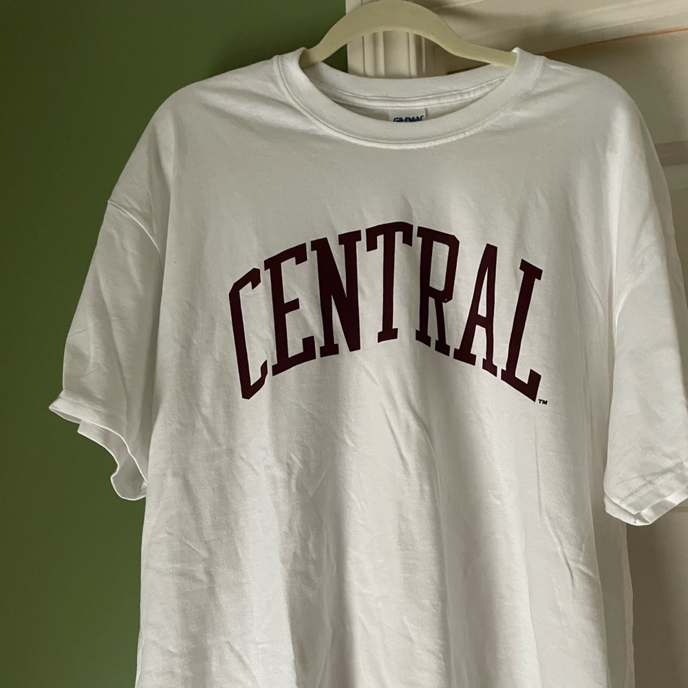 Unisex College Graphic Tee size XL